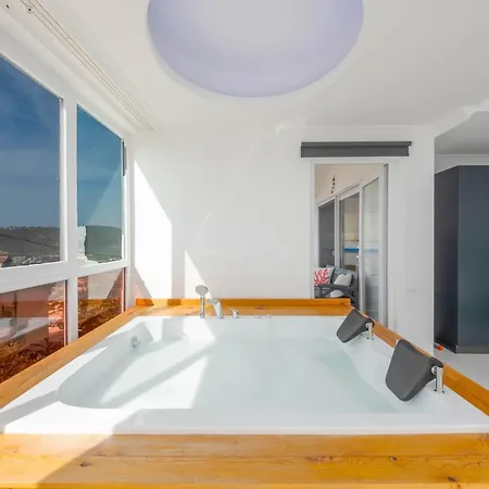 Aren In Kalkan *